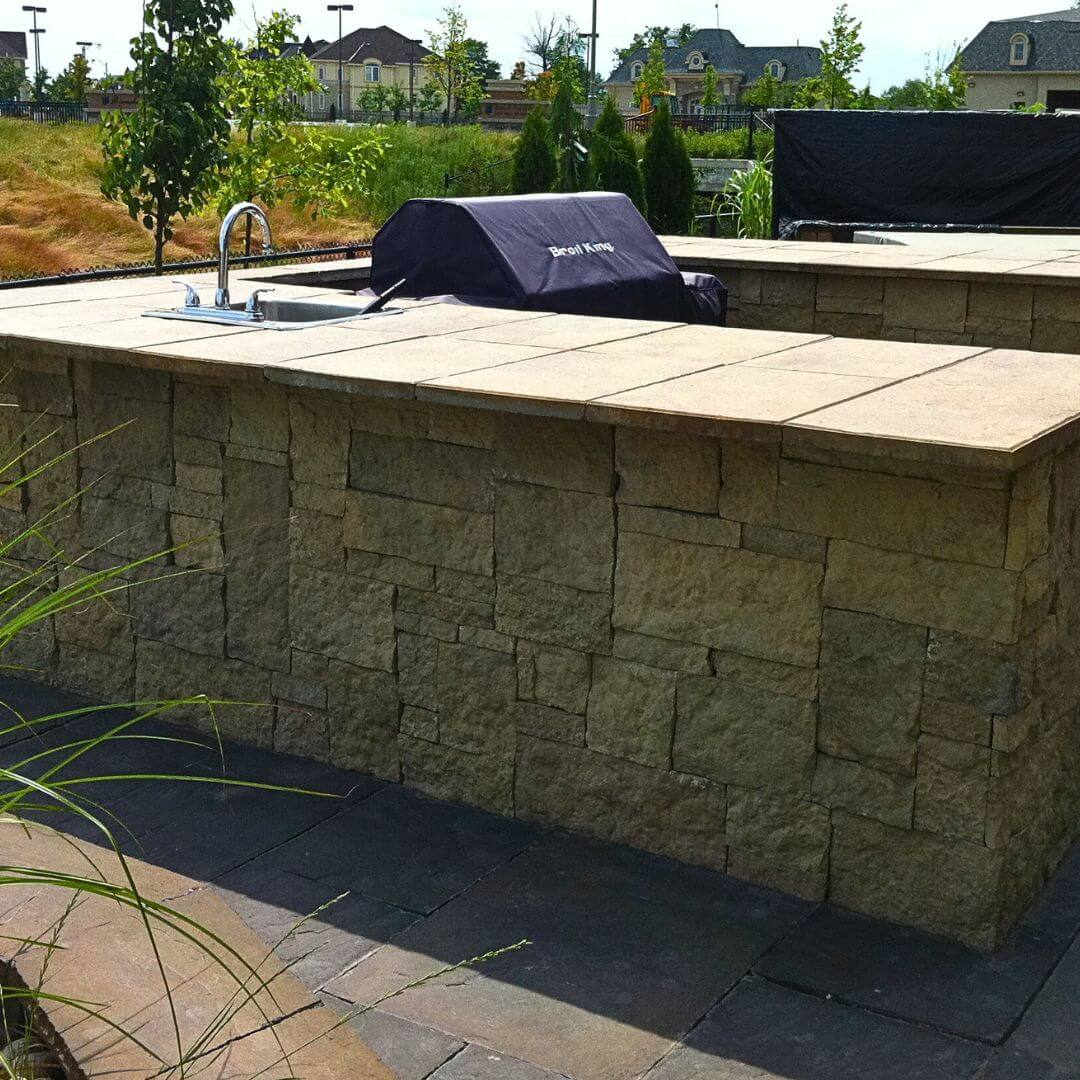 outdoor kitchen companies guelph